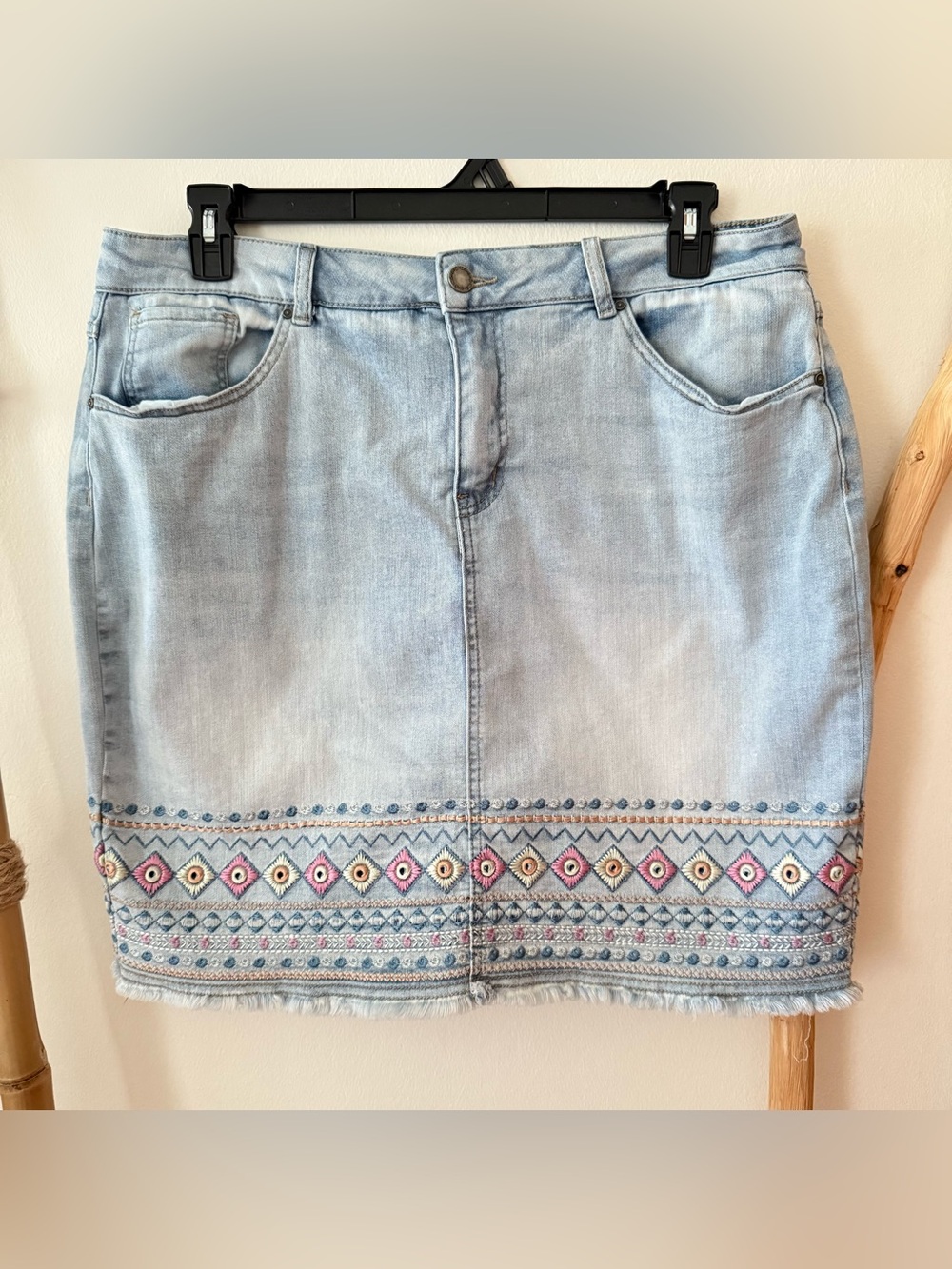 Charlie B, light blue Boho denim skirt/skort, embroidered geometric hem, size 14